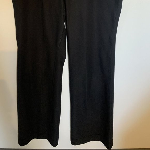 Nike Dri-Fit Black Cropped Leggings w/ Pink Trim Medium - Picture 5 of 5